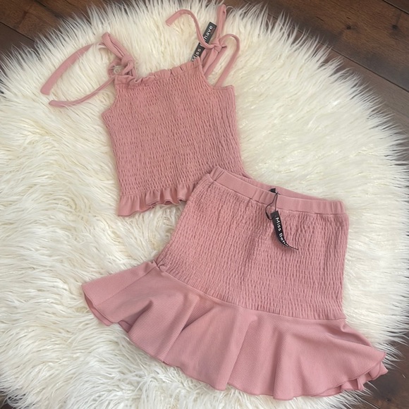 Miss Behave Girls Other - NWT MISS BEHAVE GIRLS 2-PIECE LARSEN SET